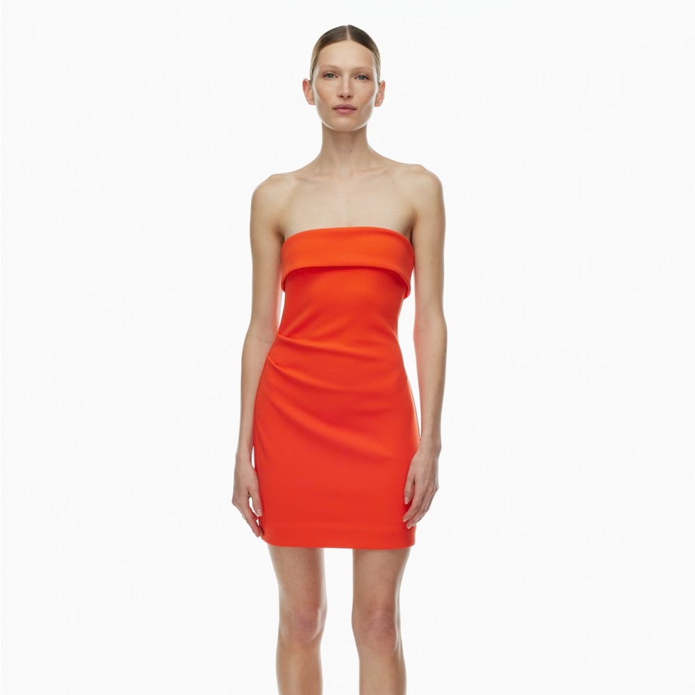 Babaton FigureKnit™ Eyecatcher Mini Dress